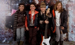 Нижня білизна дитини, дитячий одяг виробники шпали куртки Польщі